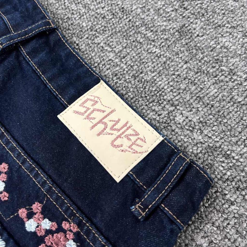 High Quality Y2K Harajuku Jeans Goth Vintage Plum Blossom Embroidery Pattern Wide Leg Pants Denim Fabric American Style Street Wear Unisex