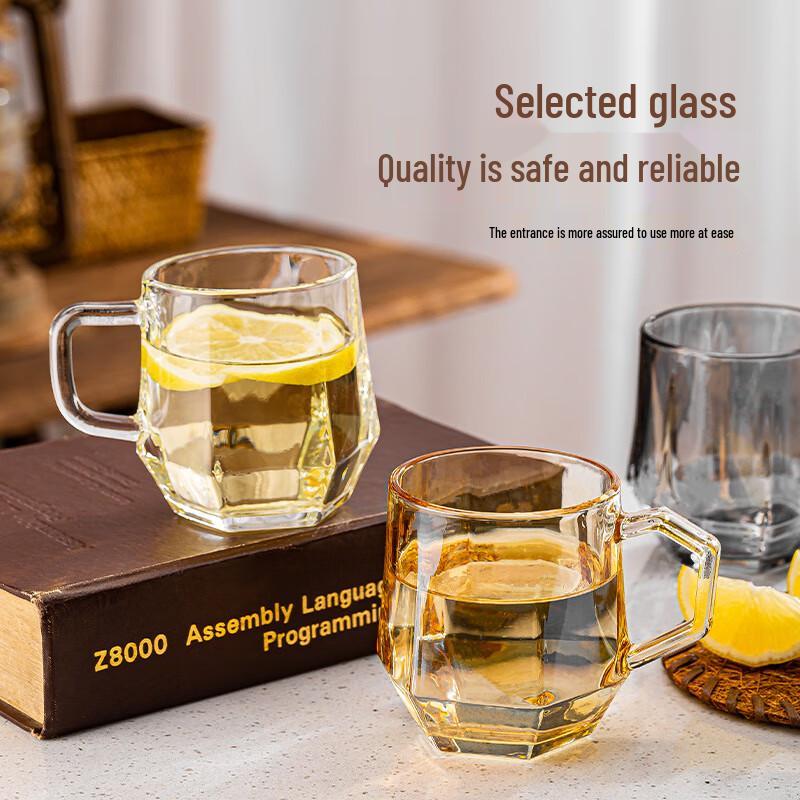 Zhi Nian Hua Hexagonal Glass Tea Cup Set