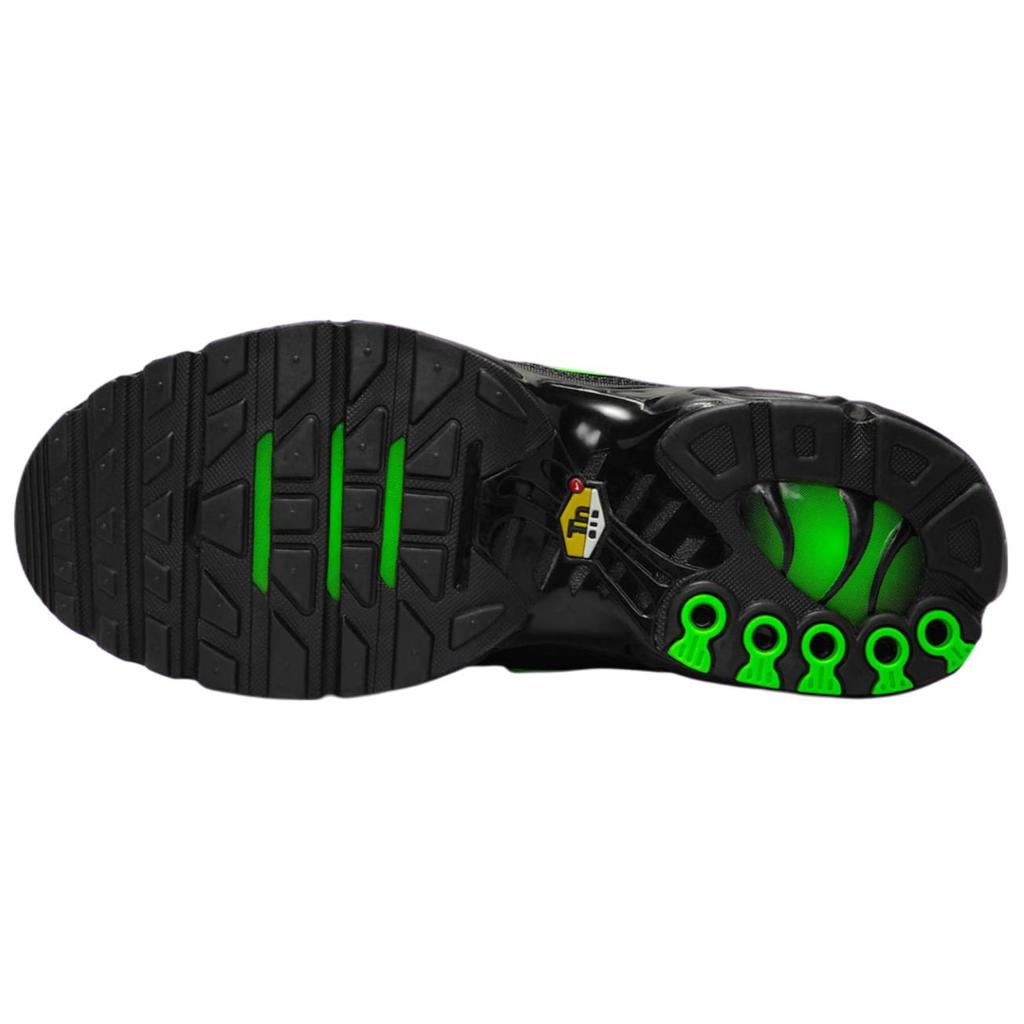 Nike Air Max Plus Abrasion Resistant Low top Running Shoes Men's Black Green Sneakers Casual Shoes DM0032-024