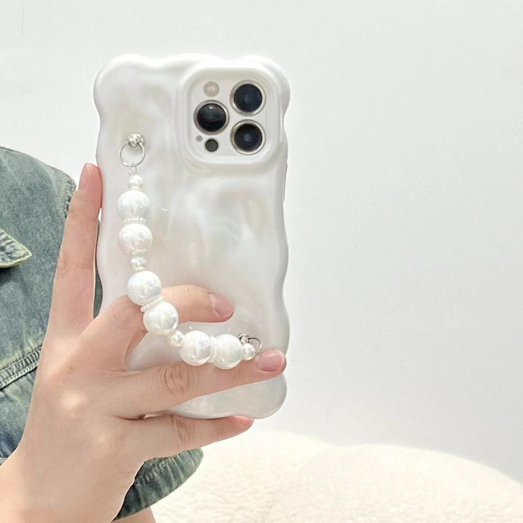 Xiaoxiang temperament pearl chain is suitable for iPhone16Pro max Apple 17 mobile phone case 15/14 niche ins