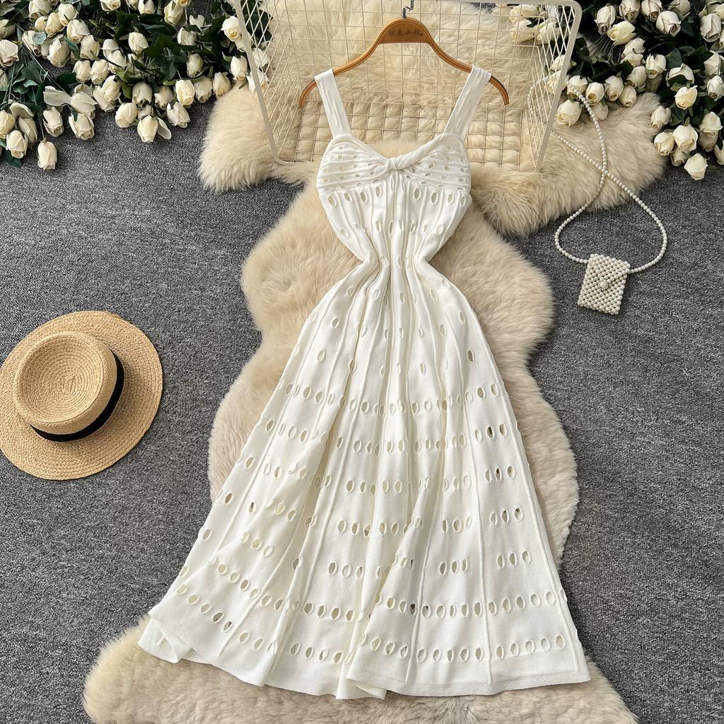 New Fall/Winter Sexy Spaghetti Strap Knitted Midi Dress for Women Elegant Sleeveless Hollow Out Embroidery Slim Sweater Dress