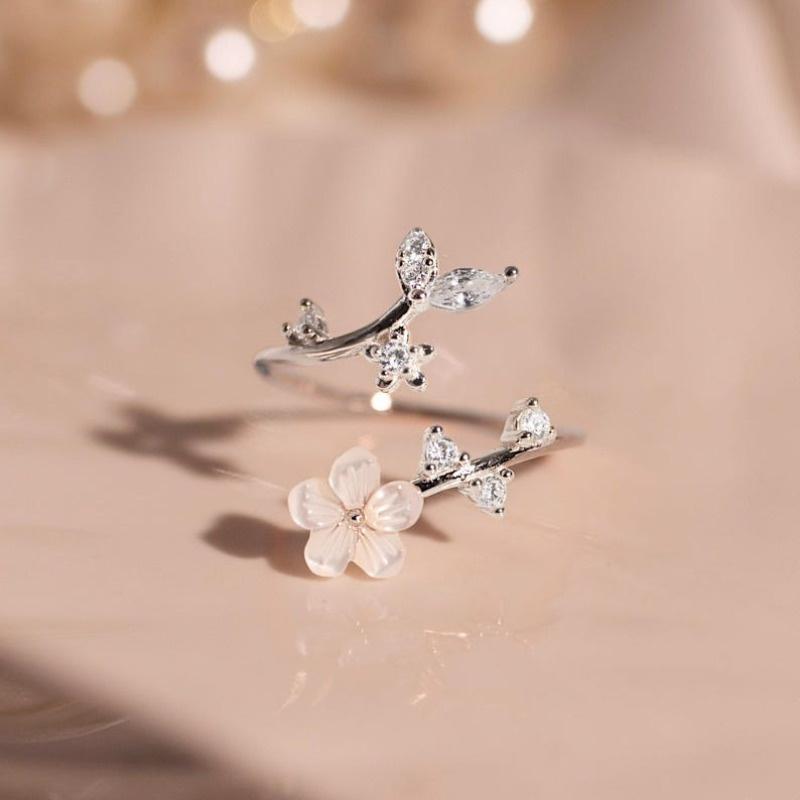 Exquisite Sparkling Inlaid Zirconia Flower Open-end Ring, Suitable for Women's Daily Accessorizing Jewelry Gifts