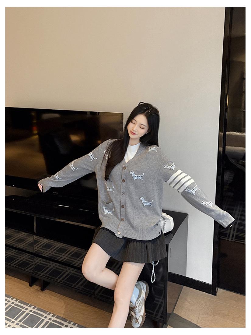 

Unisex College Style Dog Pattern Wool Knit Cardigan S сірий колір