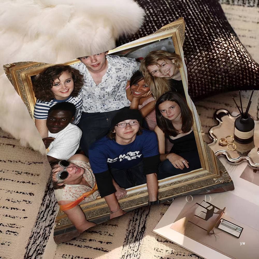 

TV Series Skins Cushion Cover Polyester Sofa Cushions Decorative Throw Pillows Home Decoration Pillowcover 30cmx30cm