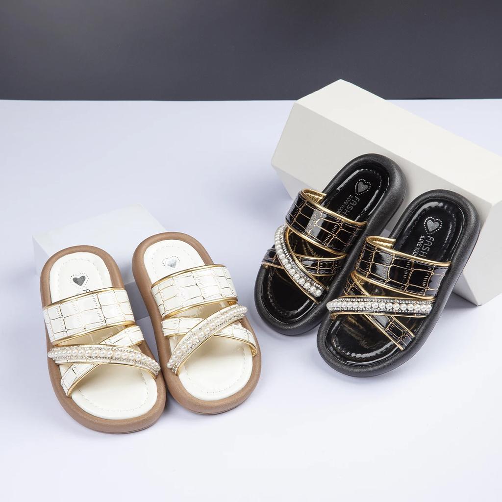 Girls Summer Chic Slippers for Kids Fashion Versatile Sandals with Sweet Pearl 2024 New Girls Beach Shoes for Vacation Soft Sole