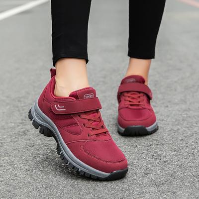 Elderly Shoes Women's 2025 Spring Non-slip Soft Sole Middle-aged and Elderly Father Walking Shoes Men's Leisure Sports Travel Mother Shoes