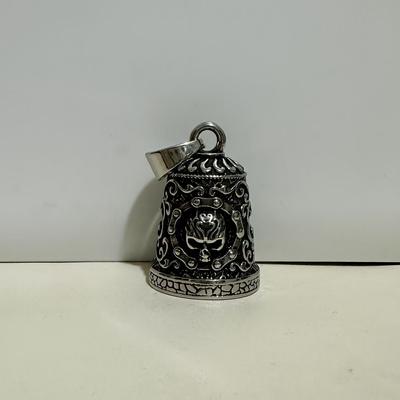 1pc Motorcycle Bell with Skull Design - Fit Metal Keychain for Riders, Lucky Charm Accessory for Motorcycle Enthusiasts & Pet Owners, Rider Lucky