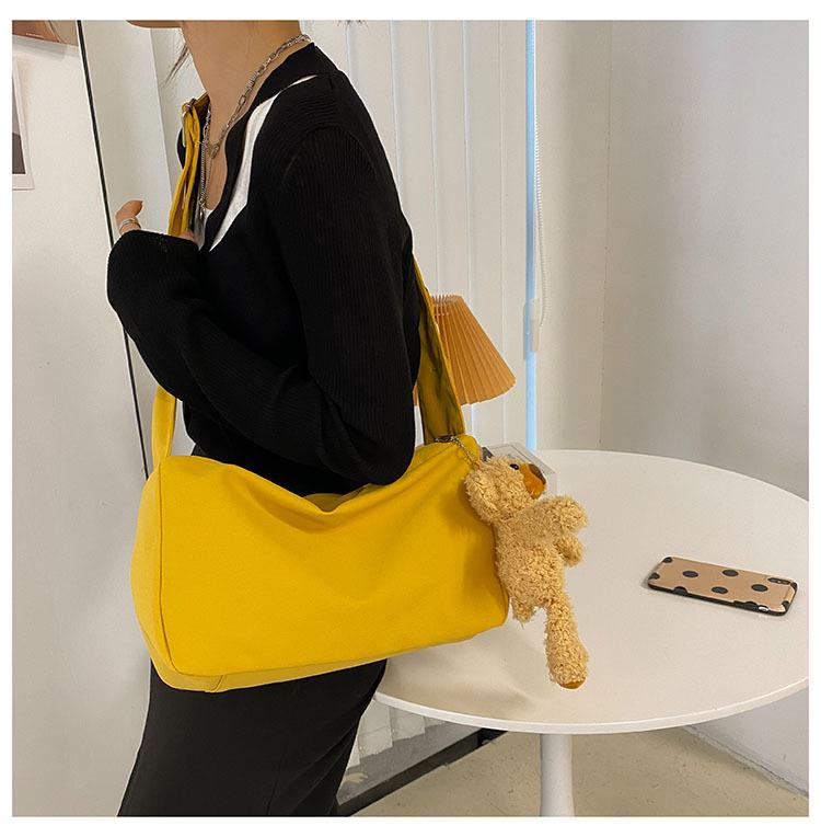 2023 Trendy Multi-Color Nylon Shoulder Messenger Bag: Lightweight & Versatile for Students and Girls