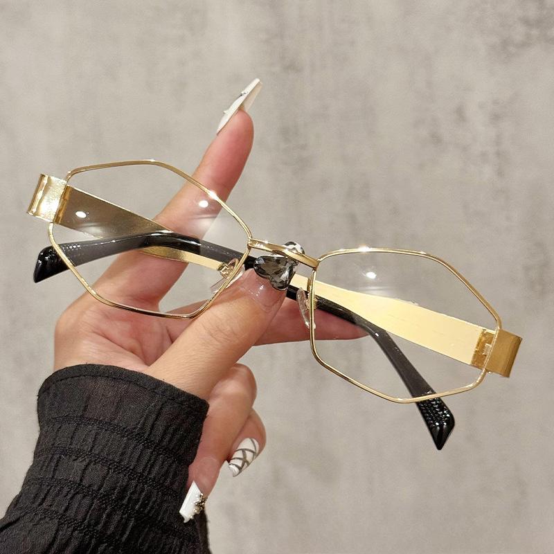 Small Metal Frame Polygonal Women's Sunglasses Fashion Punk Rhombus Sun Glasses for Men Eyewear Trendy