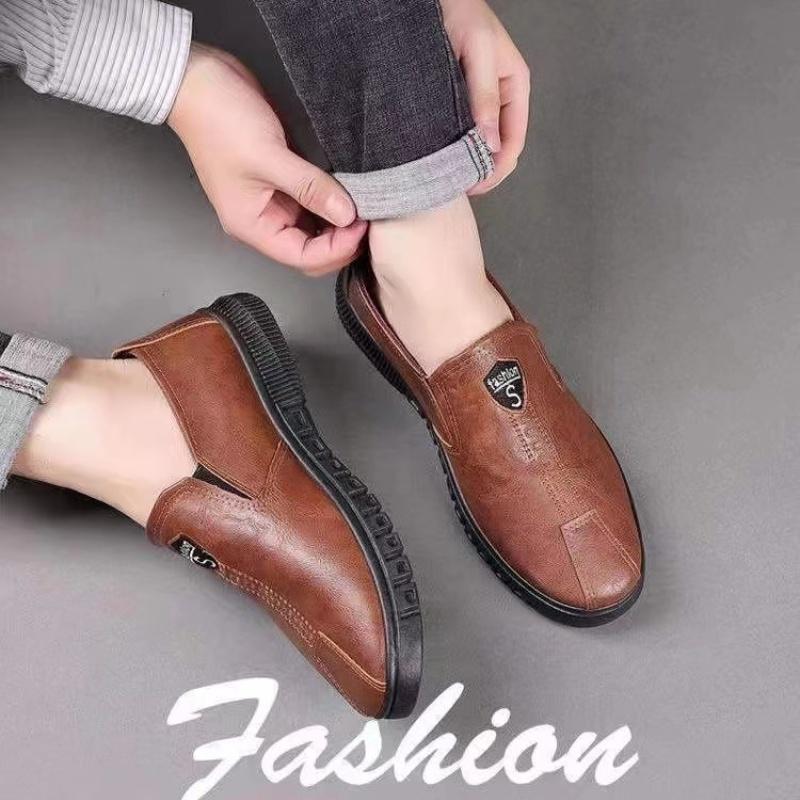 Fashion Summer New Men Leather Shoes Soft Soled Casual Flat Shoes Outdoor Walking Shoes Comfort Fashion Soft Leather Shoes Loafers Brown