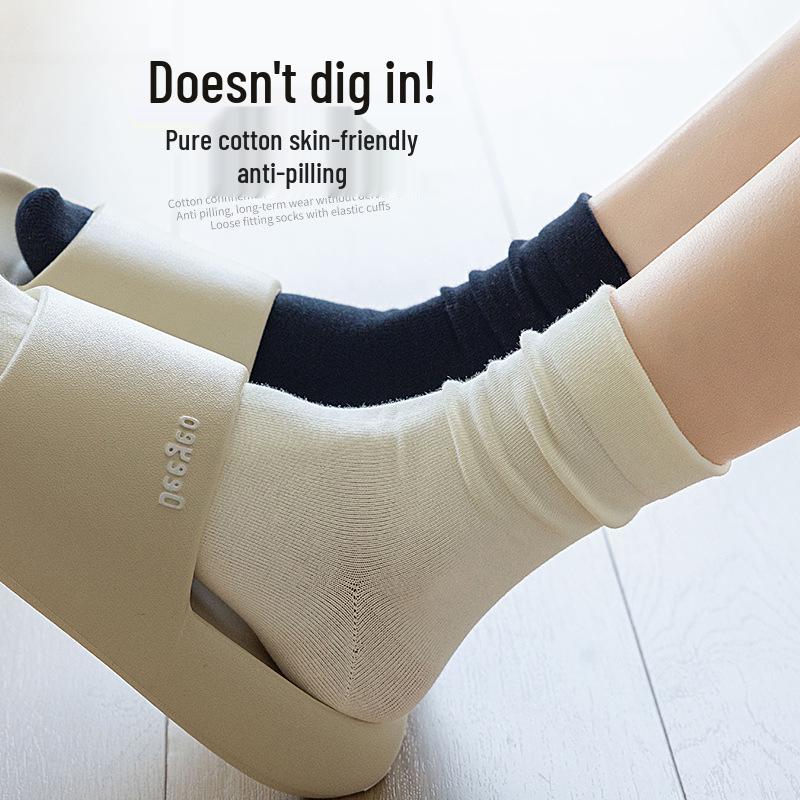 Women's Antibacterial Odor-Resistant Mid-Calf Cotton Scrunch Socks - Black & White, Postpartum Friendly, Spring/Autumn Style