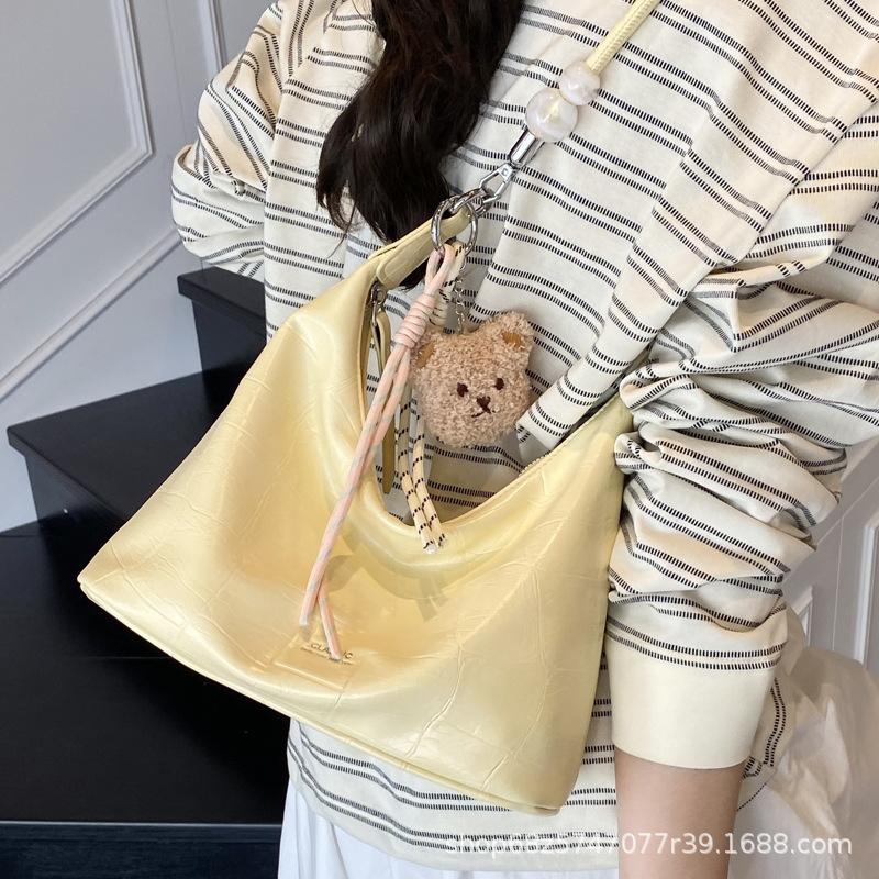 Large-capacity Crossbody Bag Women's 2025 New High-end Niche Light Luxury Shoulder Armpit Bag Casual Versatile Tote Bag