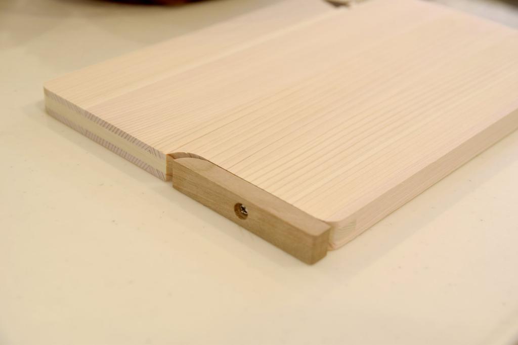 Umezawa Wooden Cutting Board Tono Hinoki Freestanding Stand Type 27 x 18 x Thickness Made in Japan 444301 1.5cm