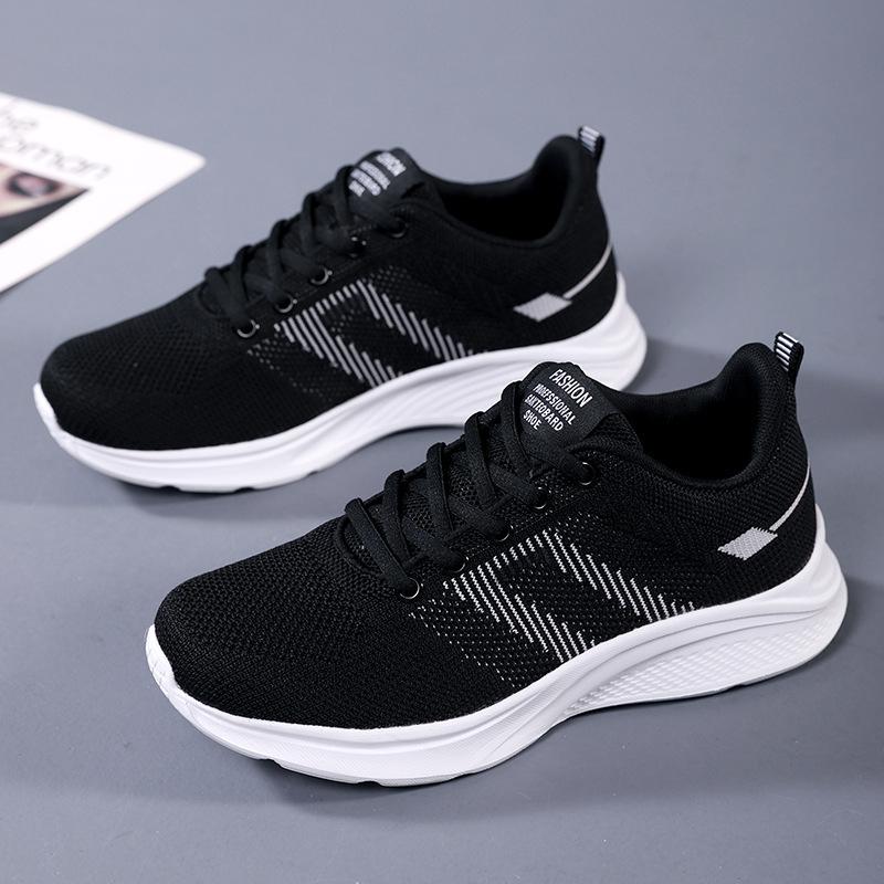Women's Shoes Women's Spring And Summer New Style Lightweight Travel Casual Breathable Running Shoes Soft Sole Travel Shoes