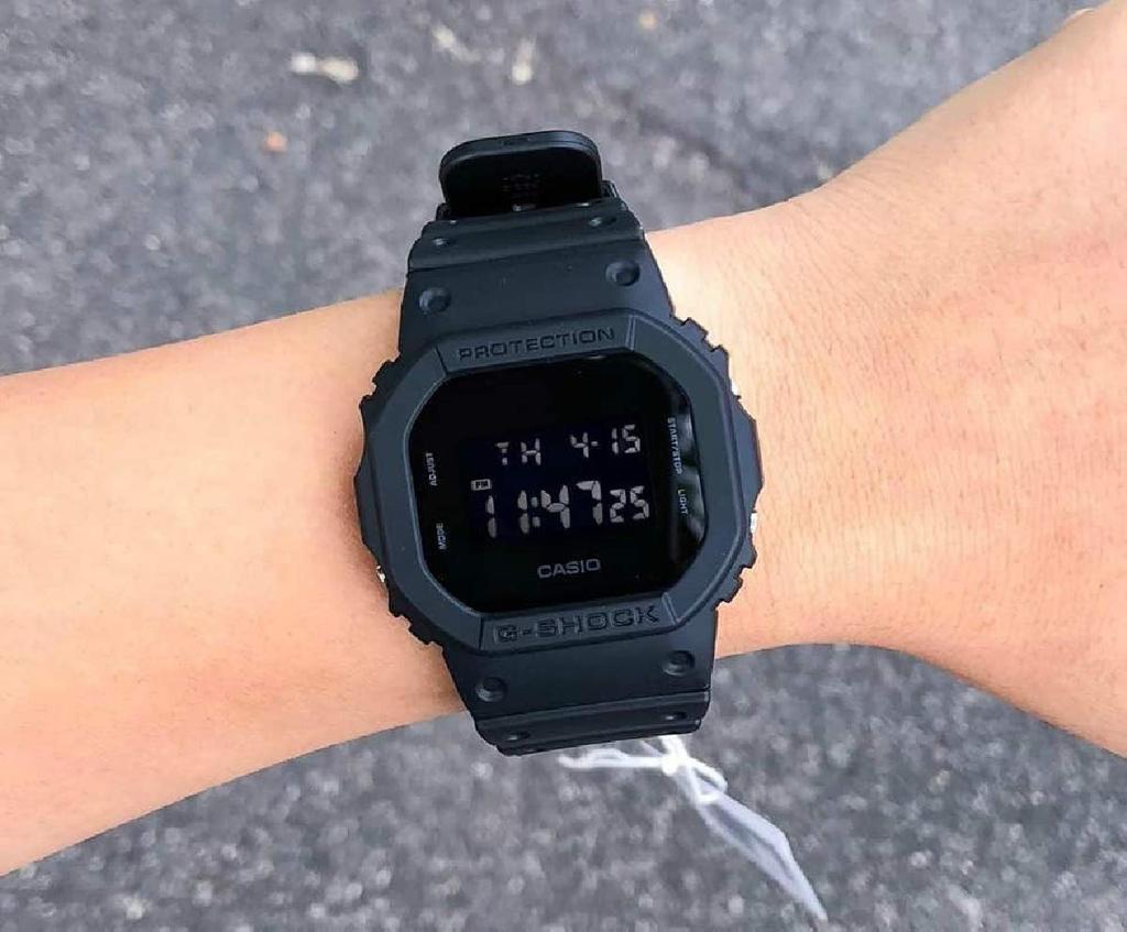 Casio G-SHOCK Solid Colors Unisex Watch DW-5600BB-1 Black