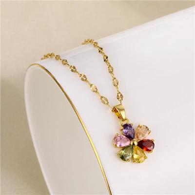 Collana Floreale in Oro 18K con Zirconi - Stile Europeo e Americano