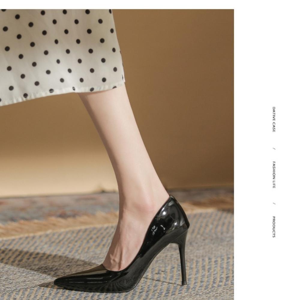 2025 New Women's Non-Chafing Nude High Heels - Sexy Patent Leather Stiletto Pointed Toe Soft Leather Bridesmaid Shoes XCY-930-1