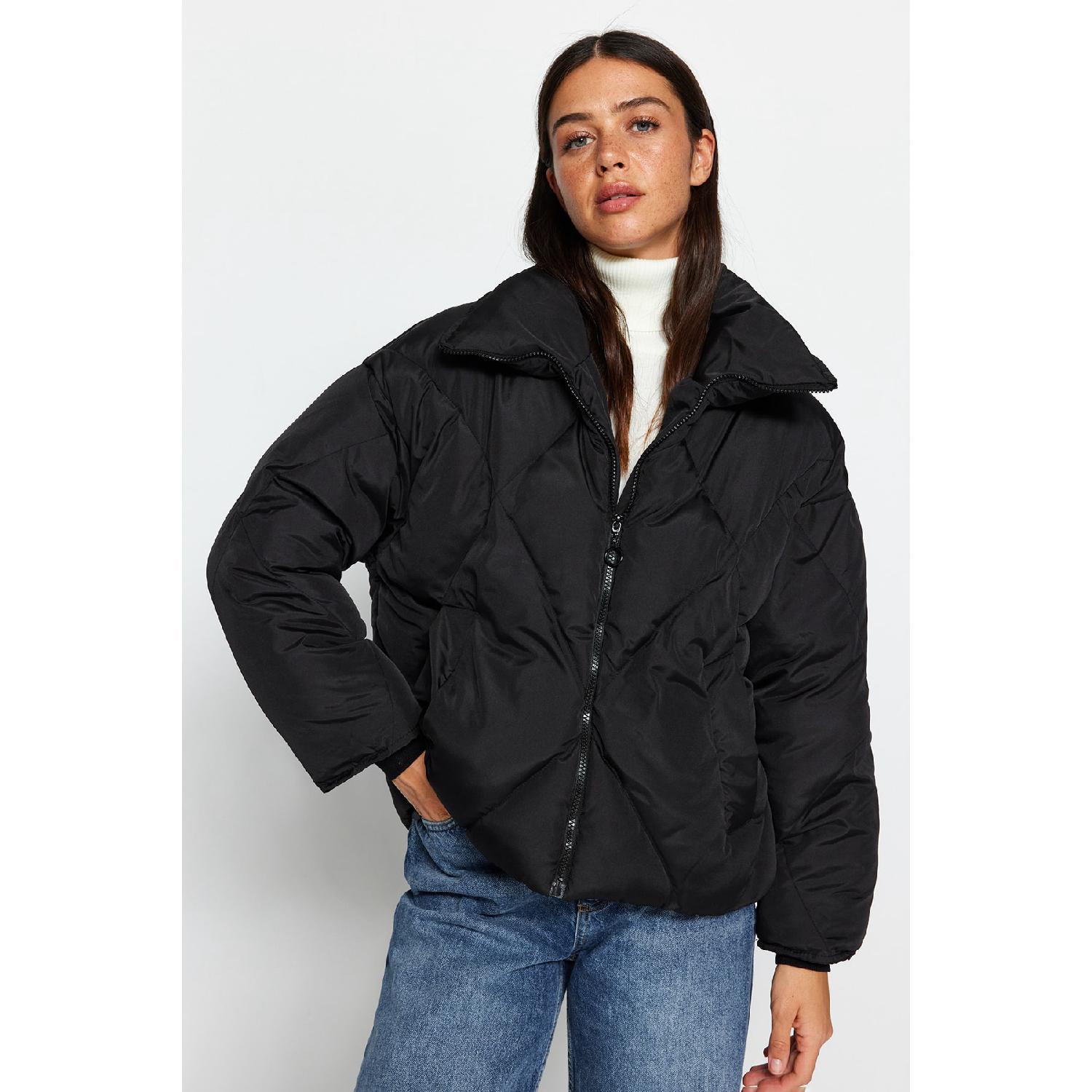 

Black Oversize Water Repellent Puffer Quilted Jacket Twoaw24mo00146