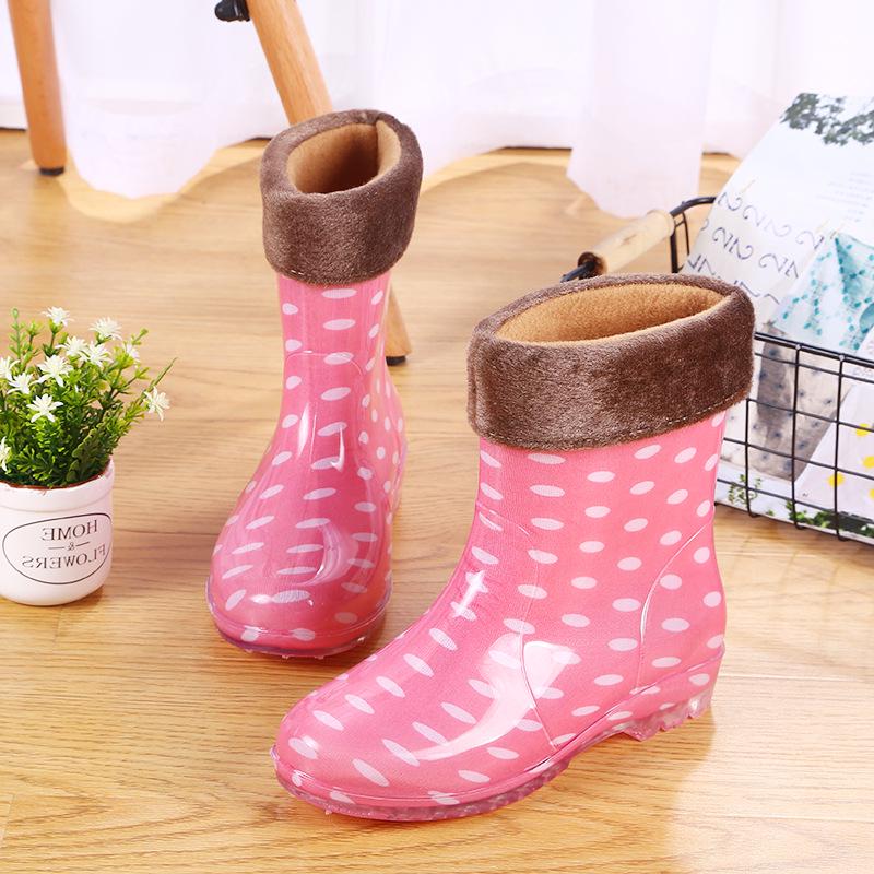 Women's Waterproof Jelly Rain Boots - Non-slip Fashionable Rubber Overshoes