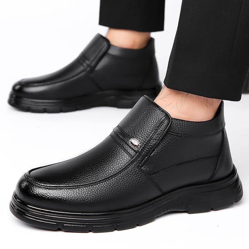 Fashion Cow Leather High Top Cow Leather Boots for Men Solid Color Fashion Casual Winter Cotton Shoes Male Outwear New Ankle Boots Man