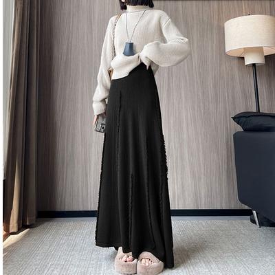 Black Knitted Half Skirt Women's Autumn and Winter Design Tassel Hairy Edge Pleated Skirt, High Waist Large Swing A-line Skirt