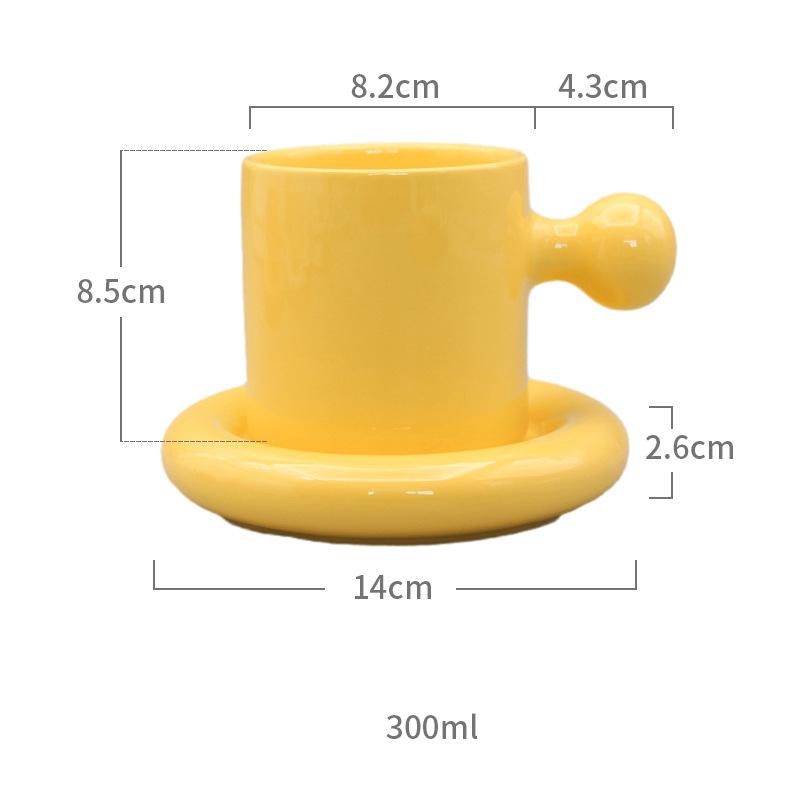 Nordische Bonbonfarbe Eiergriff Keramiktasse mit Untertasse Kreatives Exquisites Kaffeetassen- und Untertassenset Geschenkbox-Verpackung