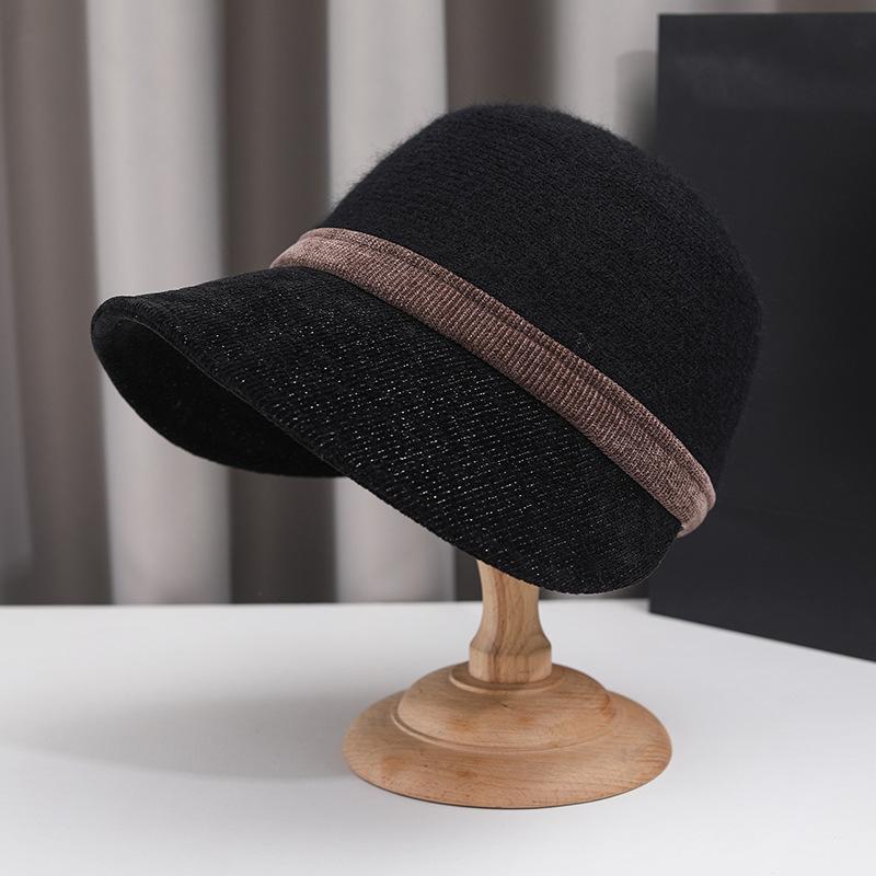 Autumn and Winter New Splicing Hat Women's Retro Versatile Cap Showing Face Small Equestrian Hat Warm and Windproof Spot
