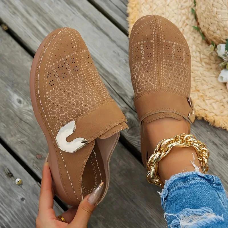 

Мода 2025 Новые тапочки Женский узор Простые однотонные сандалии Легкие Удобные Толстая подошва Повседневные тапочки Шлепанцы Женские 43 коричневый