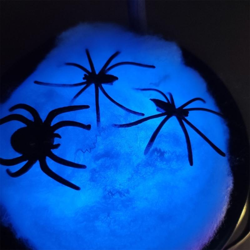 Mini leuchtendes Halloween-Kessel-Dekorationsset mit Rührstab und Themenfiguren für Raumdekoration und Partytische