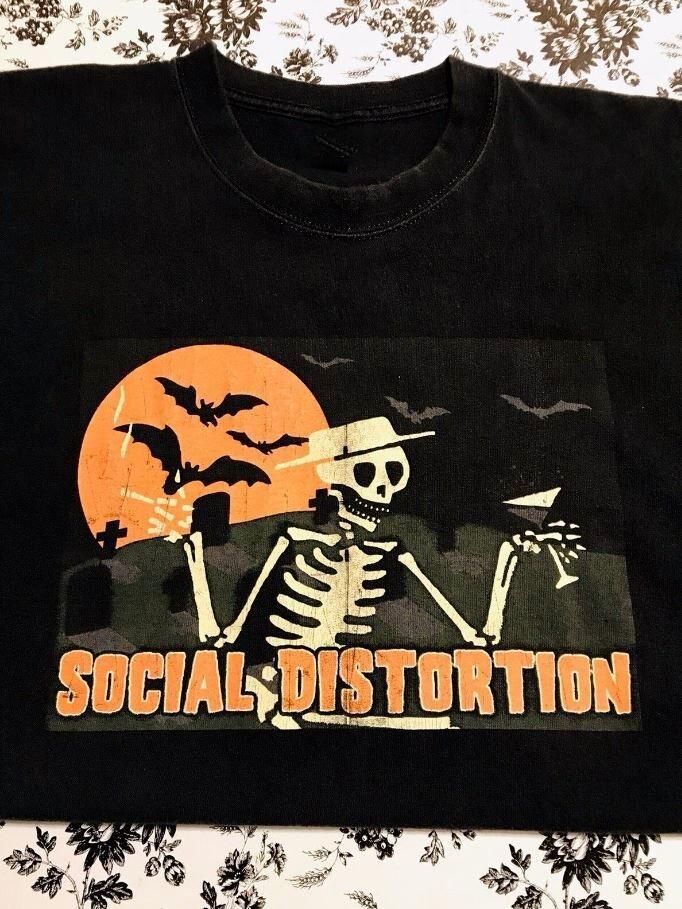

Social Distortion Skeleton Moon Rock Halloween Tee Men Women Shirt UU407 Unisex T-Shirt L
