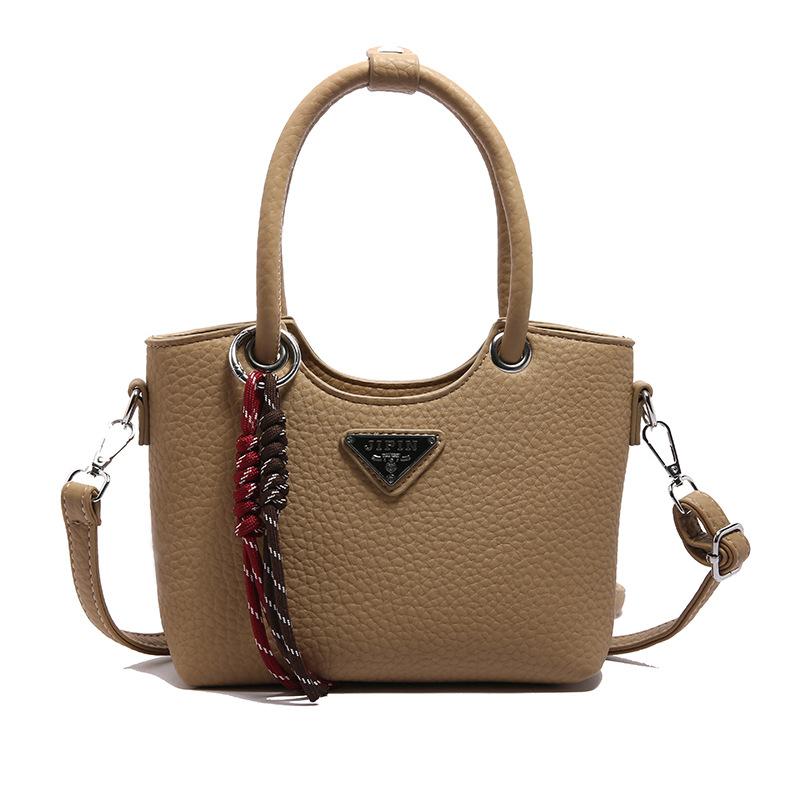 

Высококачественная текстурированная маленькая квадратная сумка для женщин, стильная нишевая сумка на одно плечо и через плечо