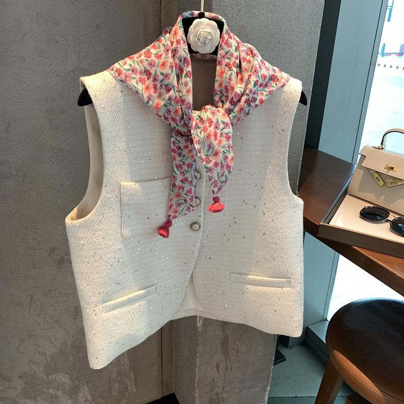 Outer square scarf, solid color unilateral small silk scarf, neck protection, sunshade scarf, trendy versatile niche stacking and matching silk scarf