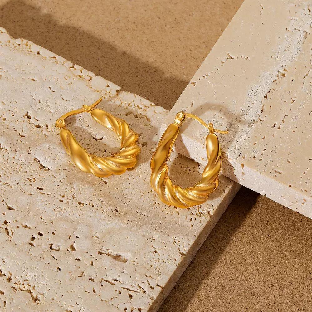 Trendy 316 Stainless Steel C-Shaped Hollow Hoop Earrings Zircon Sparkling 18K Gold Plated Lilia Women Party Occasion