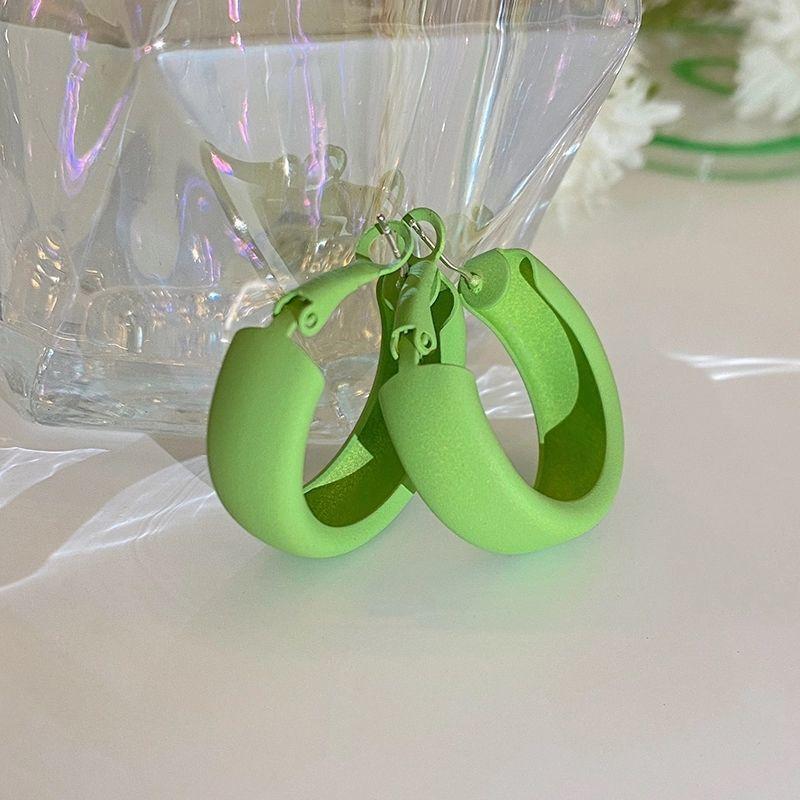 Heart-shaped Stud Earrings Candy-colored Love Shaped Earrings Multicolor Simple Geometric Style Stud Hoop Earrings For Wome