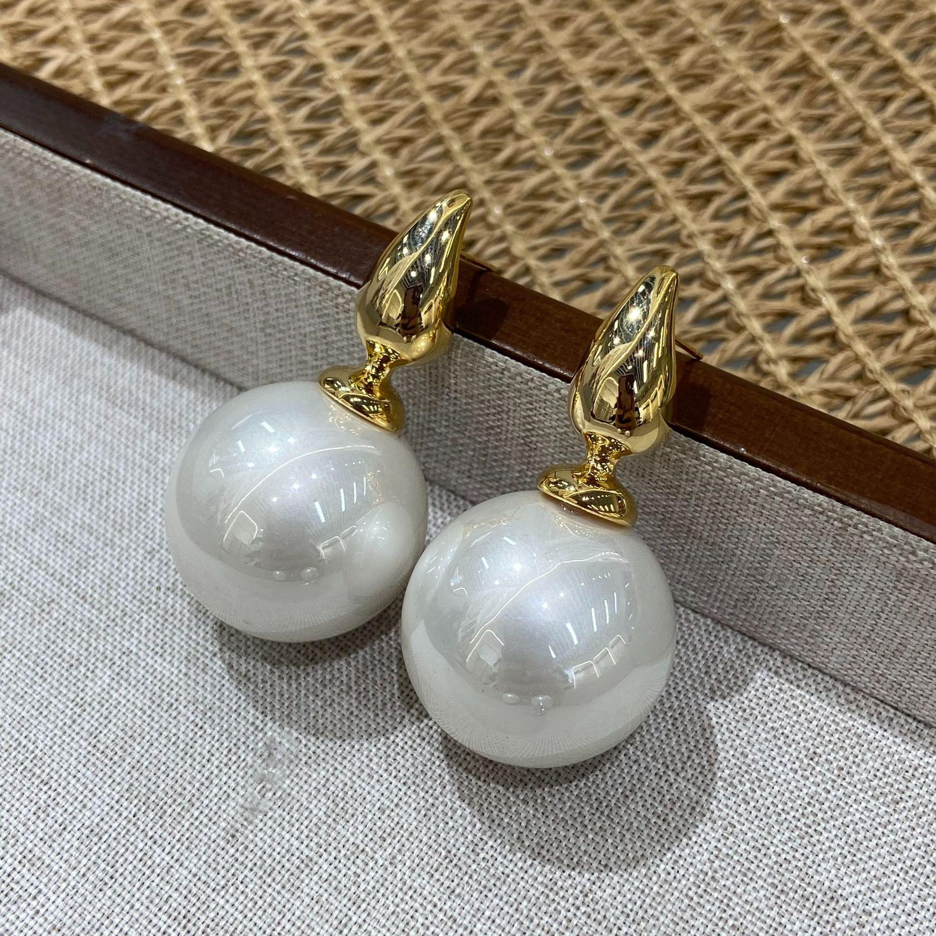 Design Sense High-End Earrings Women S 2026 Tide Spring And Summer Fashion Temperament Earrings Exquisite Earrings
