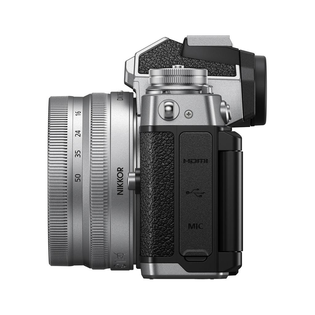 Nikon Zf Bezzrcadlový fotoaparát + Z DX 16-50mm f/3.5-6.3 VR Objektiv