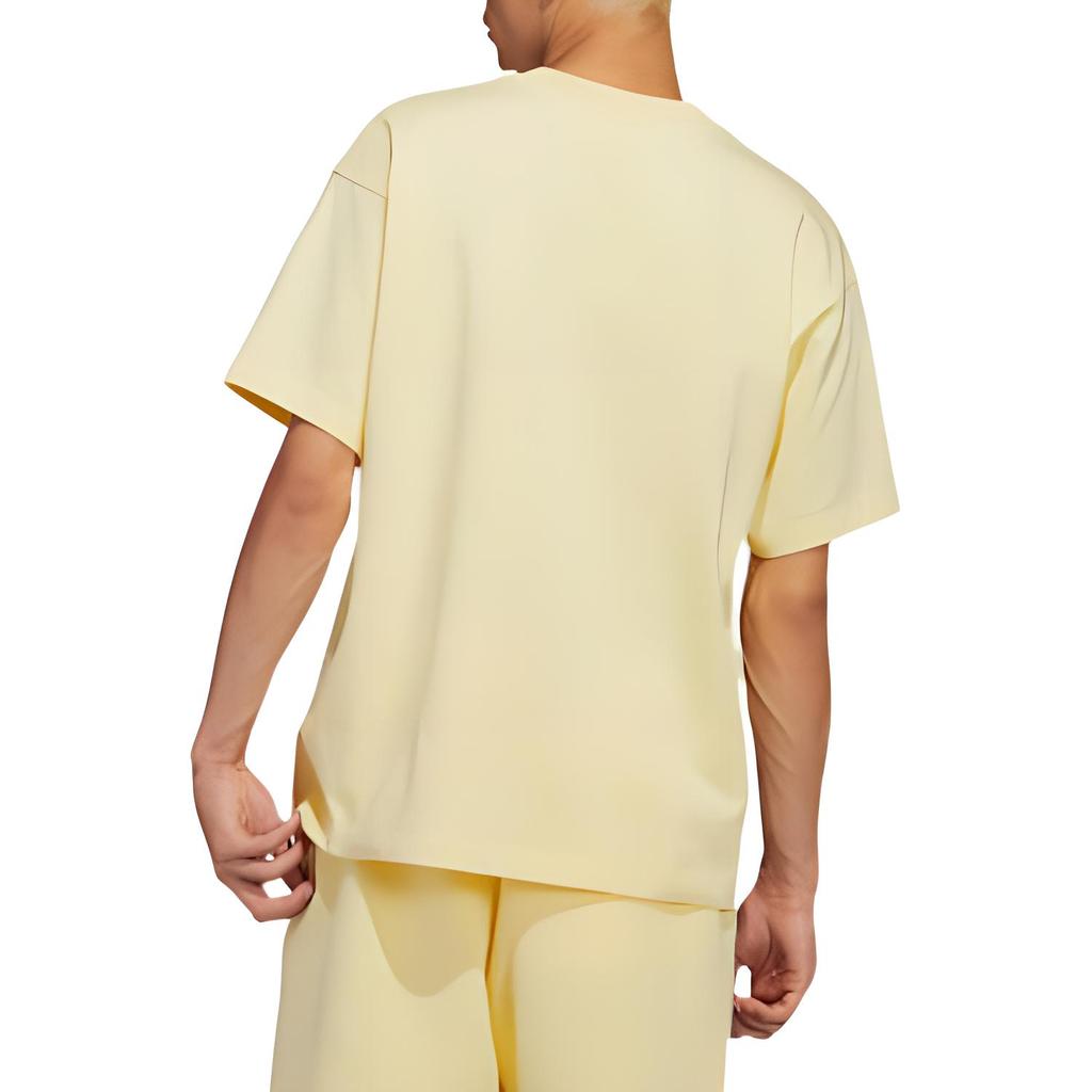 adidas Originals T Shirts Unisex Yellow Crew Neck Moderate Straight Fit H47003