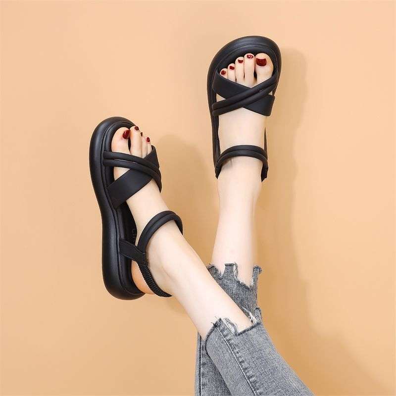 Soft-soled sandals female 2025 new summer flat-soled skirt fairy wind not tired feet pregnant women beach shoes