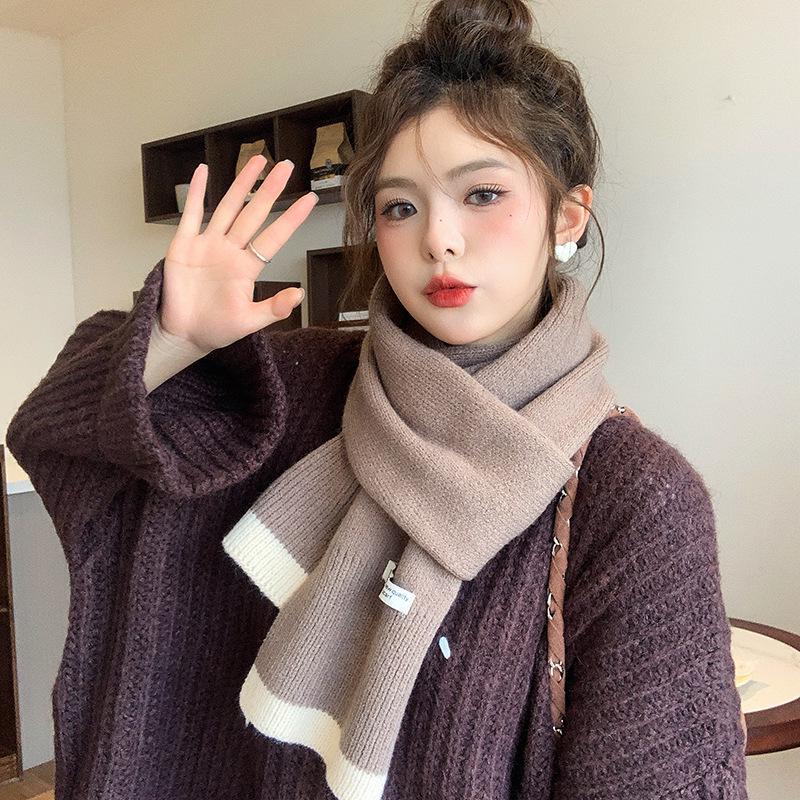 Japanischer und koreanischer Strickwollschal für Damen - Warmer Winter-Nackenwärmer, Perfektes Neujahrs-Rot-Weihnachtsgeschenk