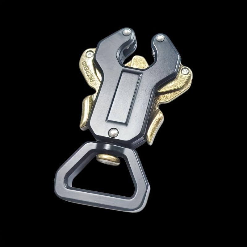 Clipe de Metal com Acabamento Dourado, Liberação Rápida, Resistente à Ferrugem, Design de Sapo para Camping, Caminhadas, Aventuras ao Ar Livre, Preto, Acessórios de Camping, Equipamento