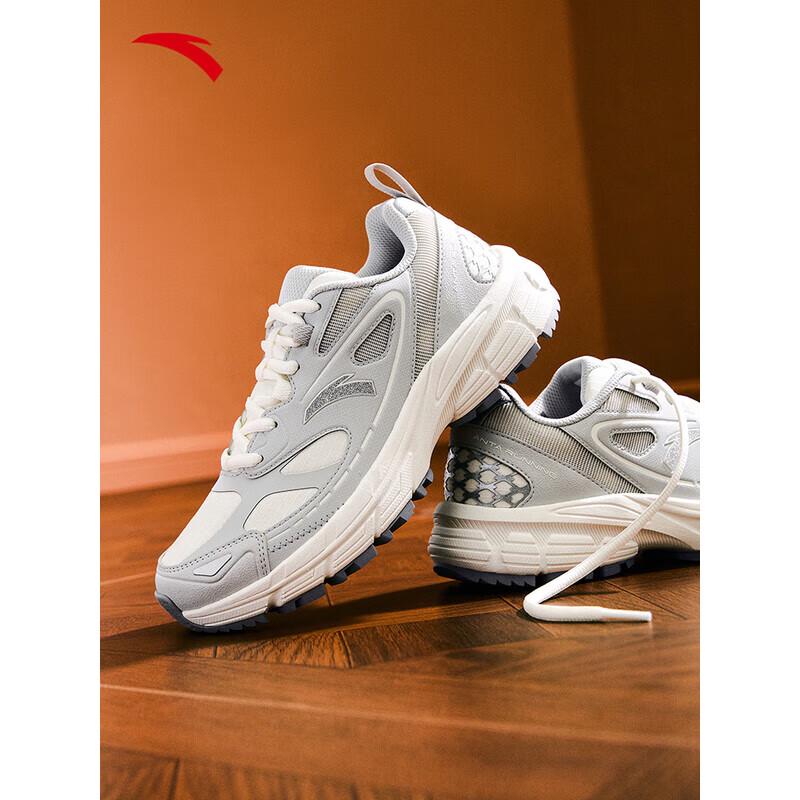 ANTA Women's Retro Mountain Running Shoes