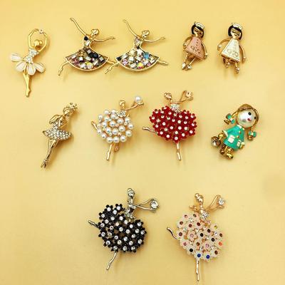 Broche de desenho animado de menina de balé - Pin fofo para bolsas e cachecóis
