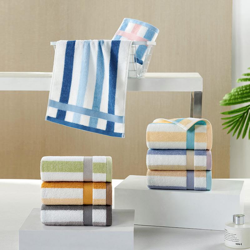 4-Pack Pure Cotton Small Towels for Face and Bath: Absorbent, Lint-Free, Unisex Washcloths