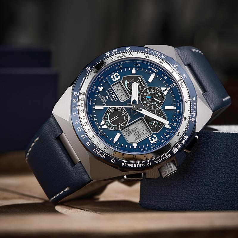Citizen Orologio PROMASTER al Quarzo Alimentato dalla Luce Cinturino in Pelle di Mucca Orologi da Uomo Quadrante Blu JY8148-08L
