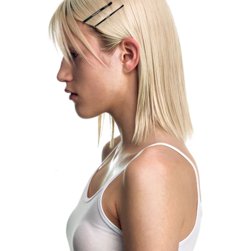 

TOAKNET BOBBY LOGO THICK RIGHT