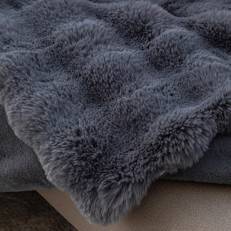 Cozy Plush Faux Rabbit Fur Blanket - All-Season Sofa or Office Nap Cover