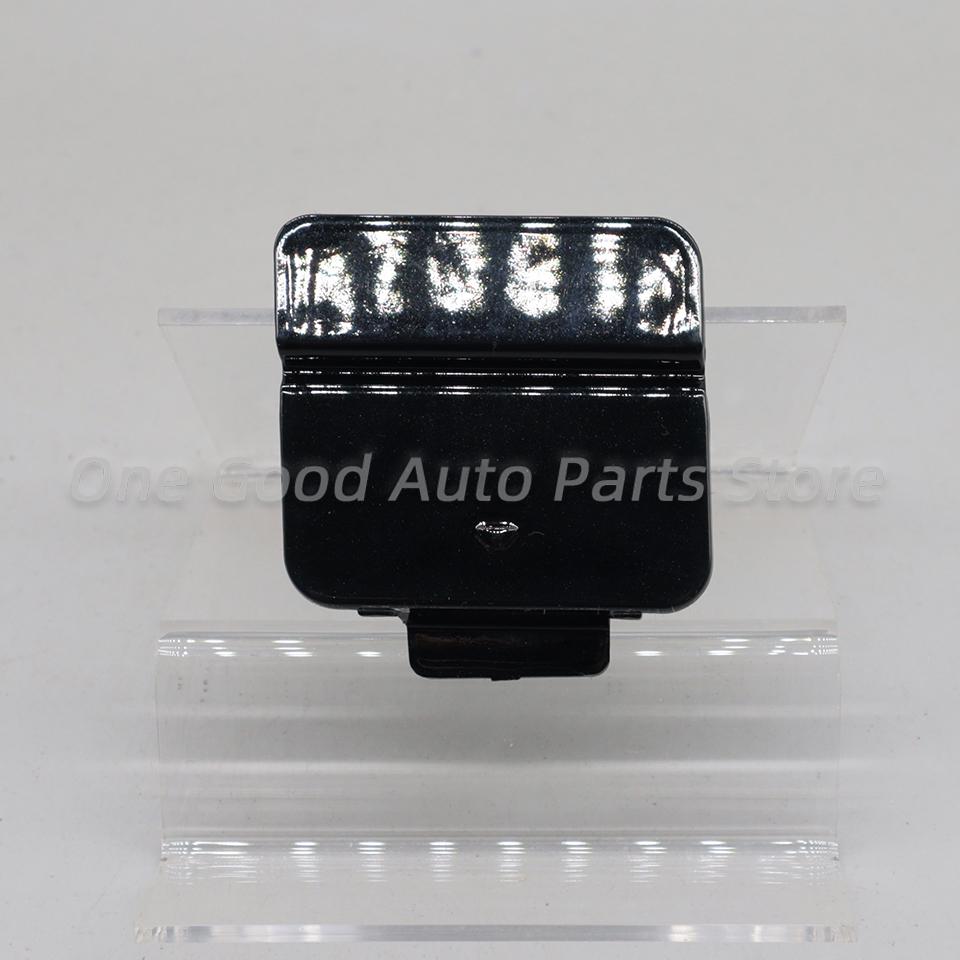 For BMW 5 E60 520i 523i 528i 528xi 530xi 535d 540i 530i 2004-2007 51127119151 Auto Rear Bumper Towing Hauling Hook Eye Cover Cap