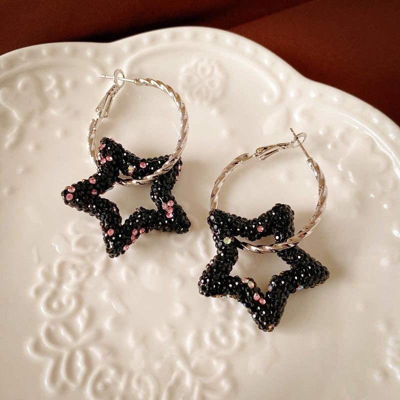 Exaggerated Dark Style Diamond Pentagram Silver Hoops - High-End Geometric Hip-Hop Earrings for Women