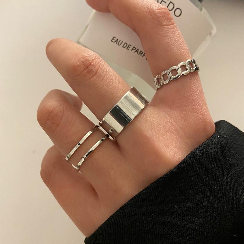 Minimalist Three-Piece Women's Ring Set: Trendy Open Tail, Index Finger, and Band Designs