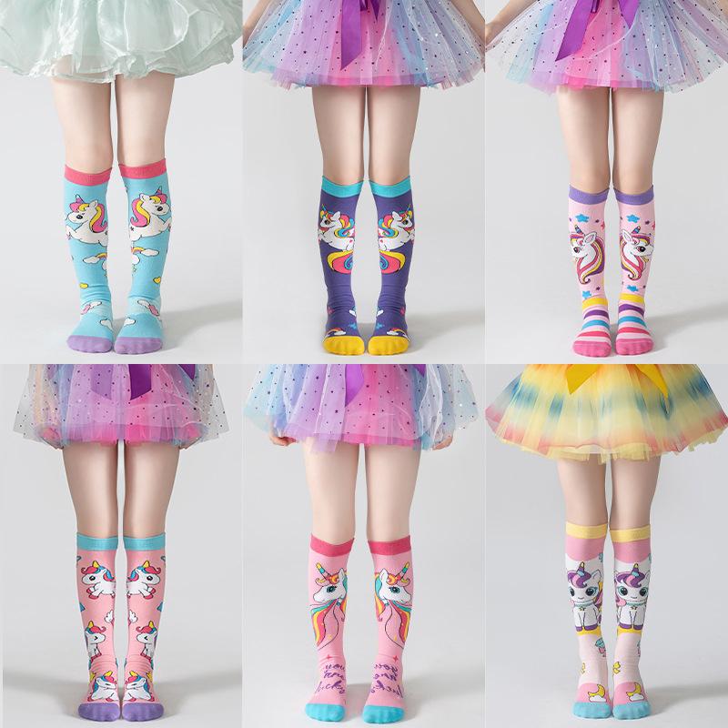 Süße Cartoon-Tier-Einhorn Kinder lange Socken Geeignet für Freizeit tägliches Leben Dekoration